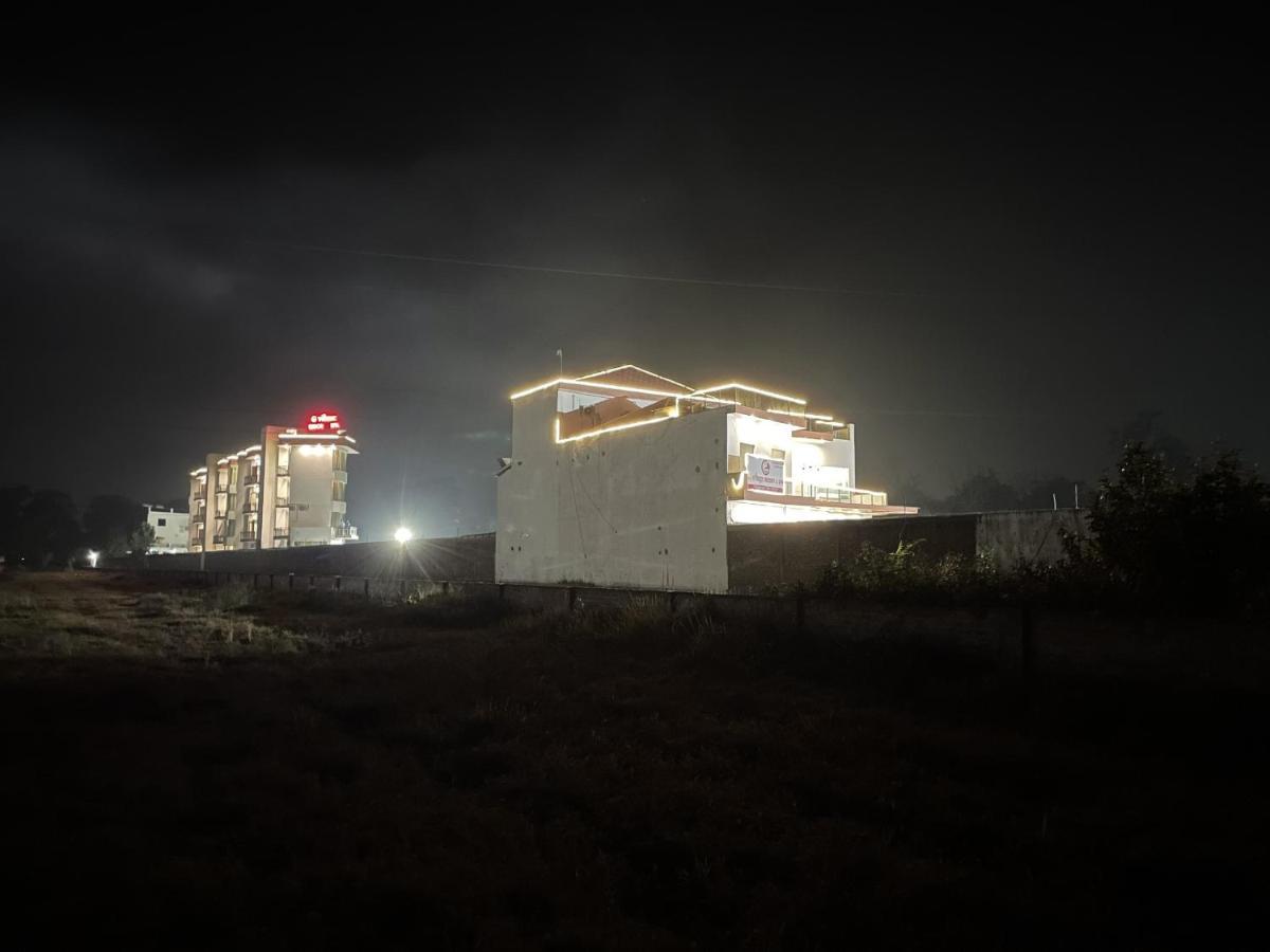 Sumedha G Village Resort And Spa Raiwala Buitenkant foto